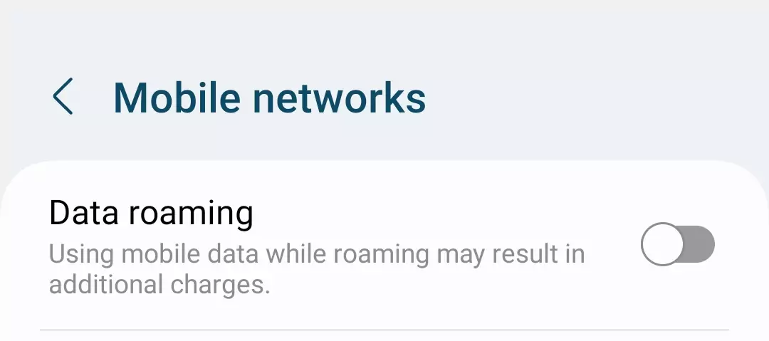 cropped of data roaming of turned off