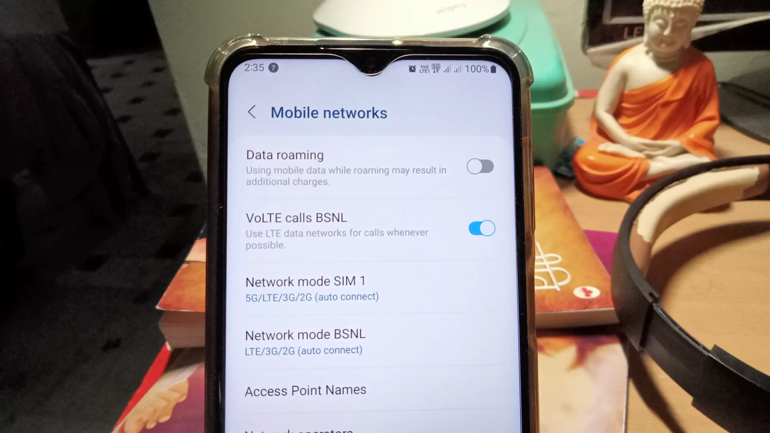data roaming and other images of mobile networks
